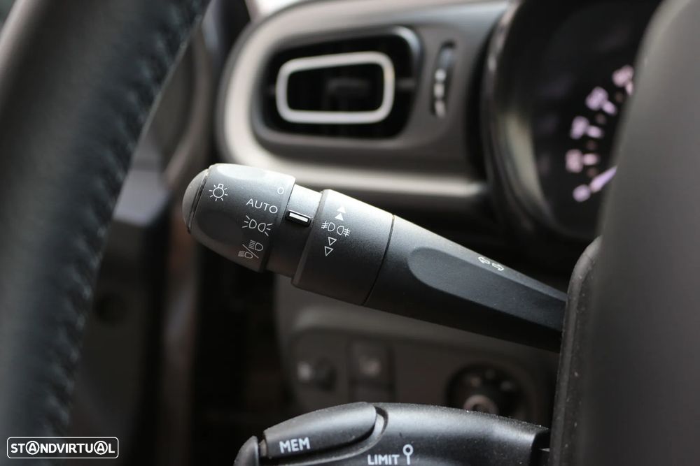Citroën C3 1.2 PureTech Shine - 14