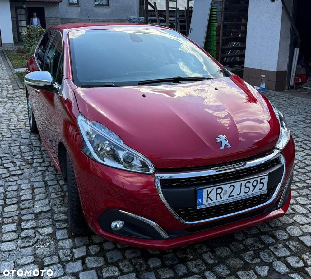 Peugeot 208 1.2 PureTech GPF Allure S&S - 4