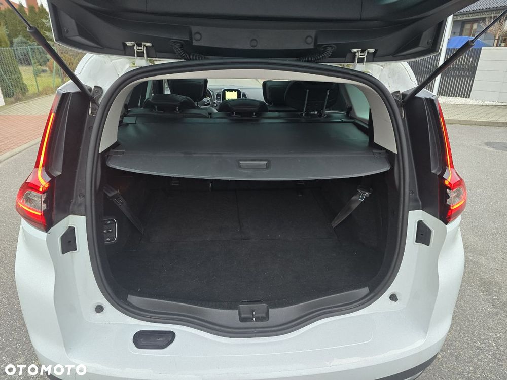 Renault Scenic ENERGY dCi 160 EDC BOSE EDITION - 19