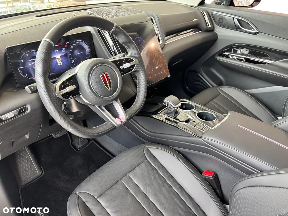 Hongqi HS3 1.5T FWD - 12