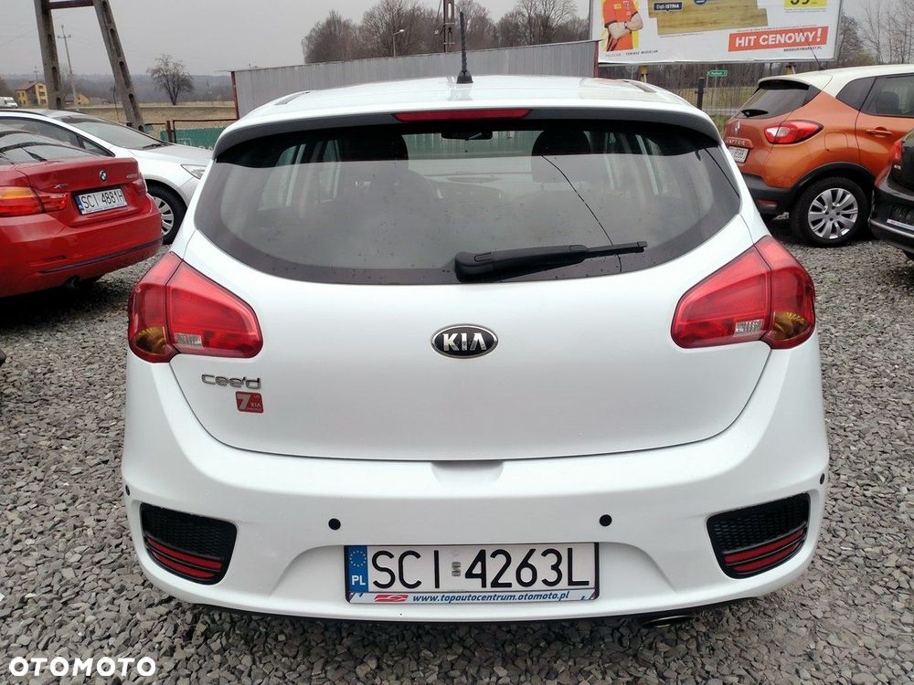 Kia Ceed - 5