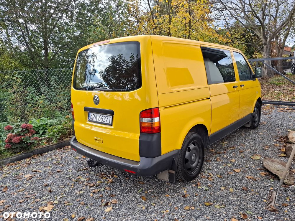 Volkswagen Transporter - 4