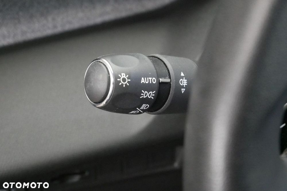 Peugeot 308 - 25