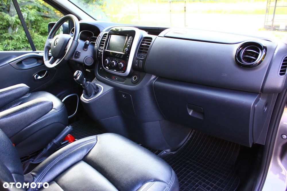 Renault Trafic 2.0 dCi - 36