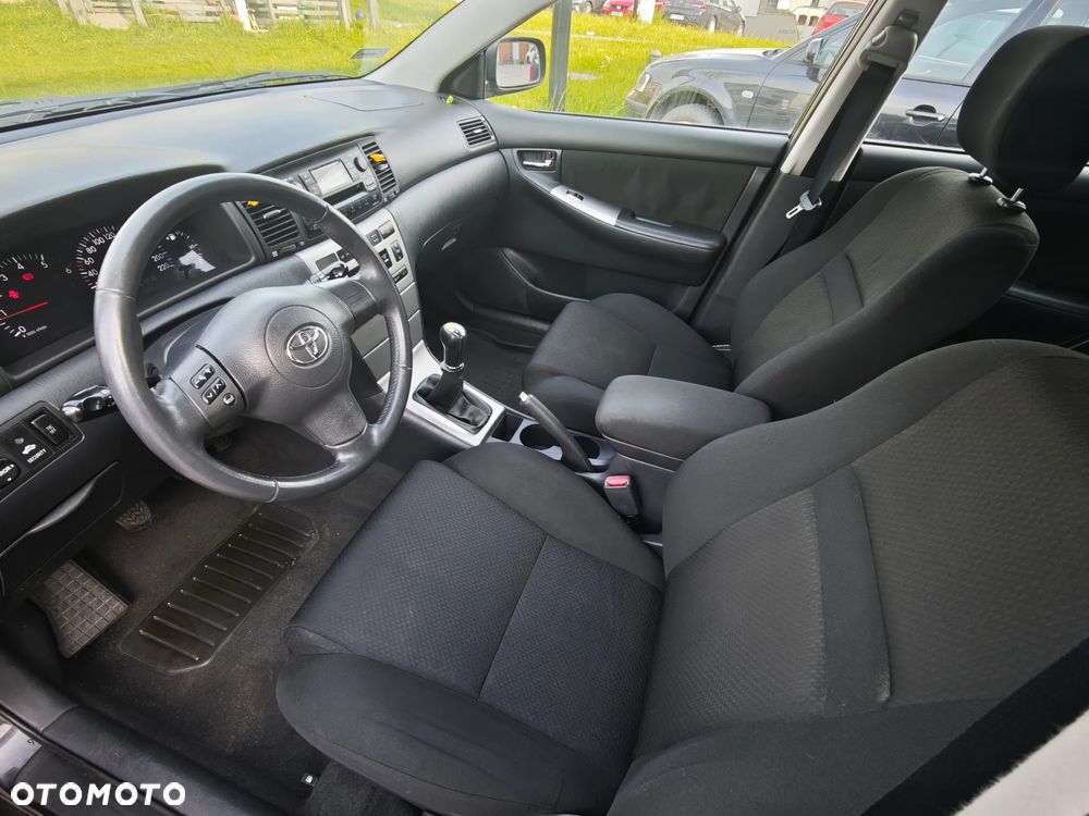 Toyota Corolla 2.0 D-4D Executive - 4