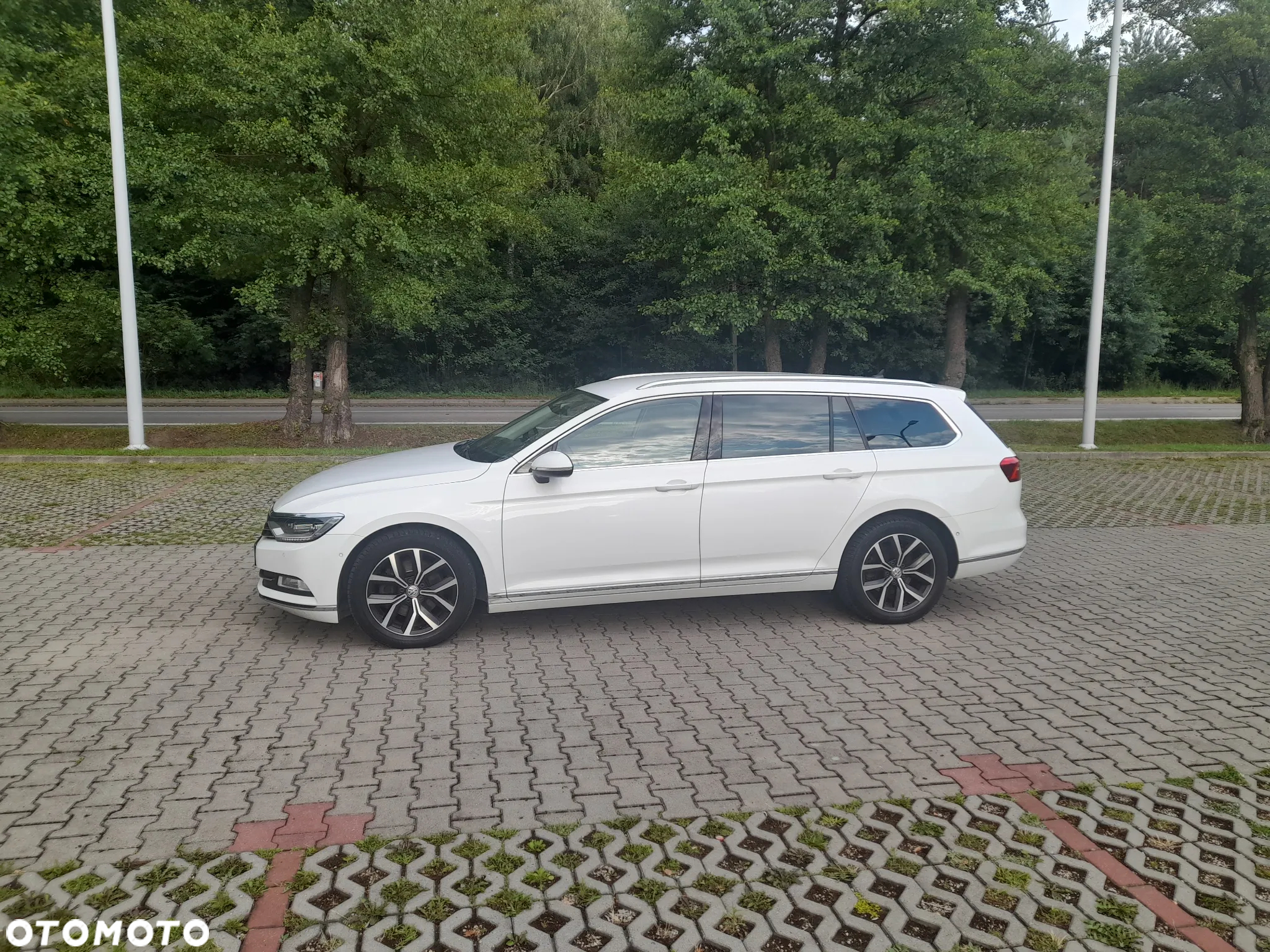 Volkswagen Passat 2.0 TDI BMT 4Mot Highline DSG - 22