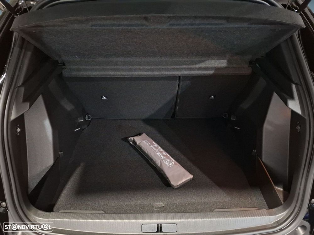 Peugeot 2008 1.2 PureTech Allure - 23