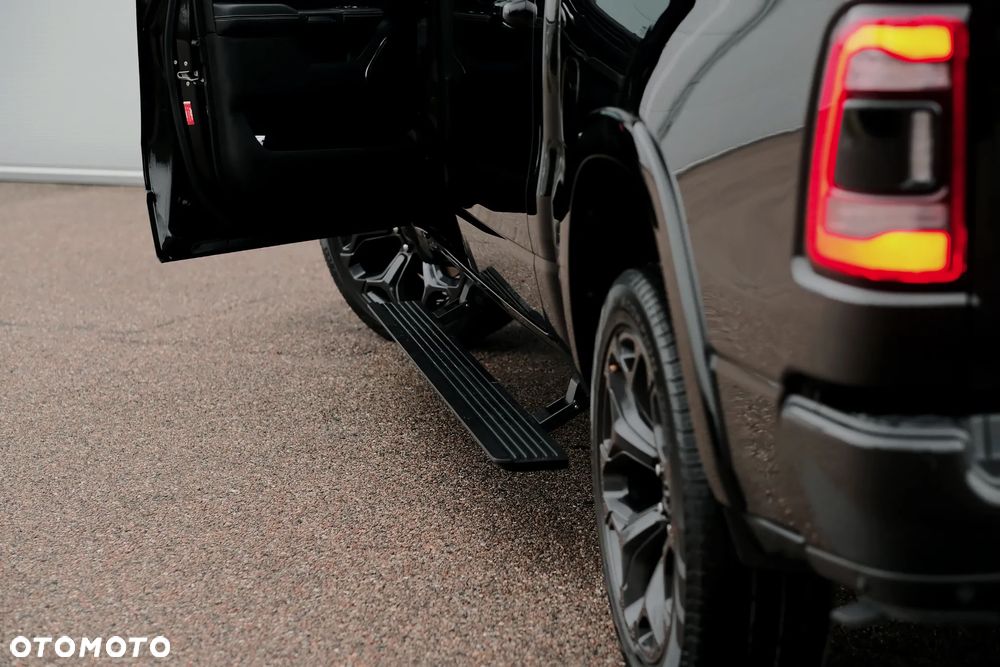 RAM 1500 5.7 Crew Cab Limited - 17