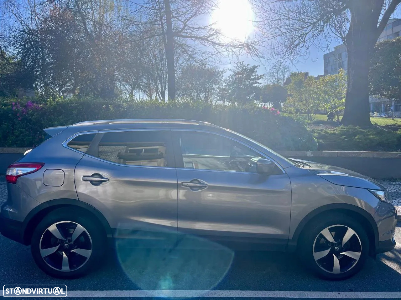 Nissan Qashqai 1.5 dCi N-Connecta - 4