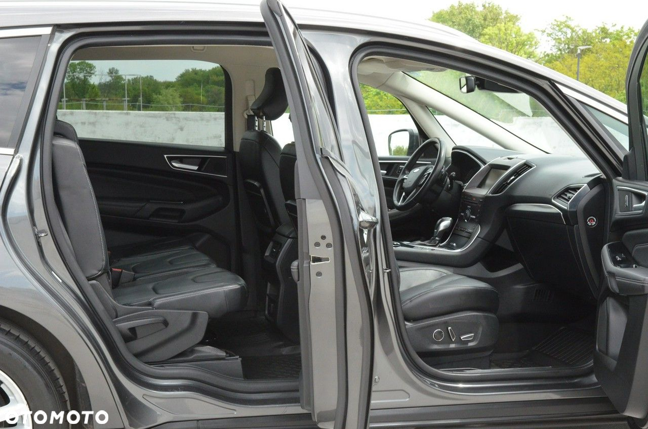 Ford S-Max 2.0 TDCi 4WD Titanium PowerShift - 38
