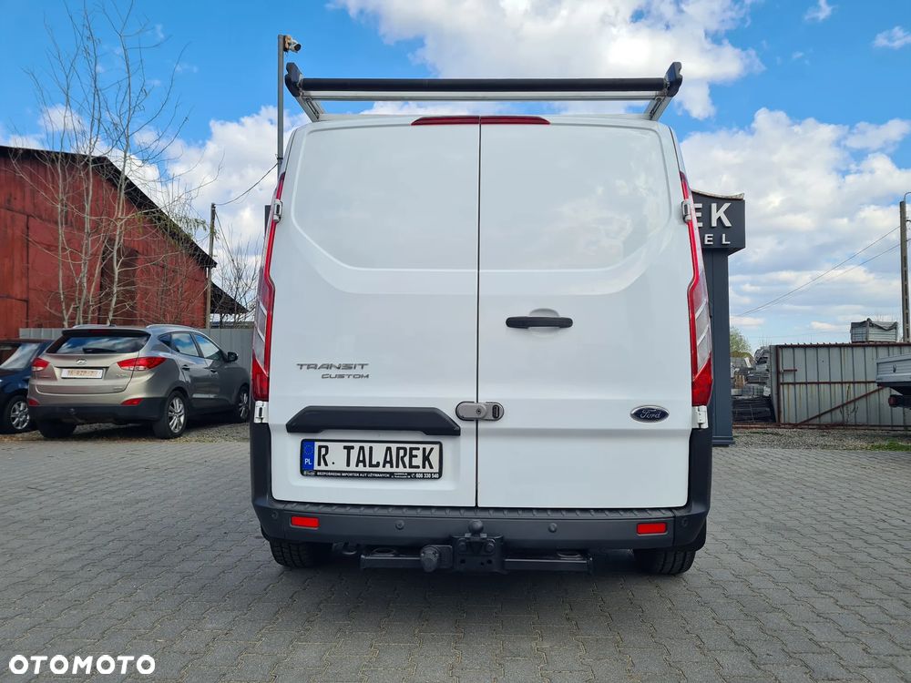 Ford TRANSIT CUSTOM - 8