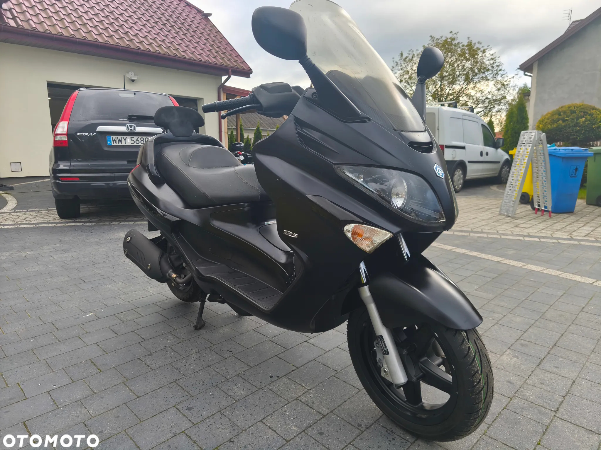 Piaggio Xevo - 5