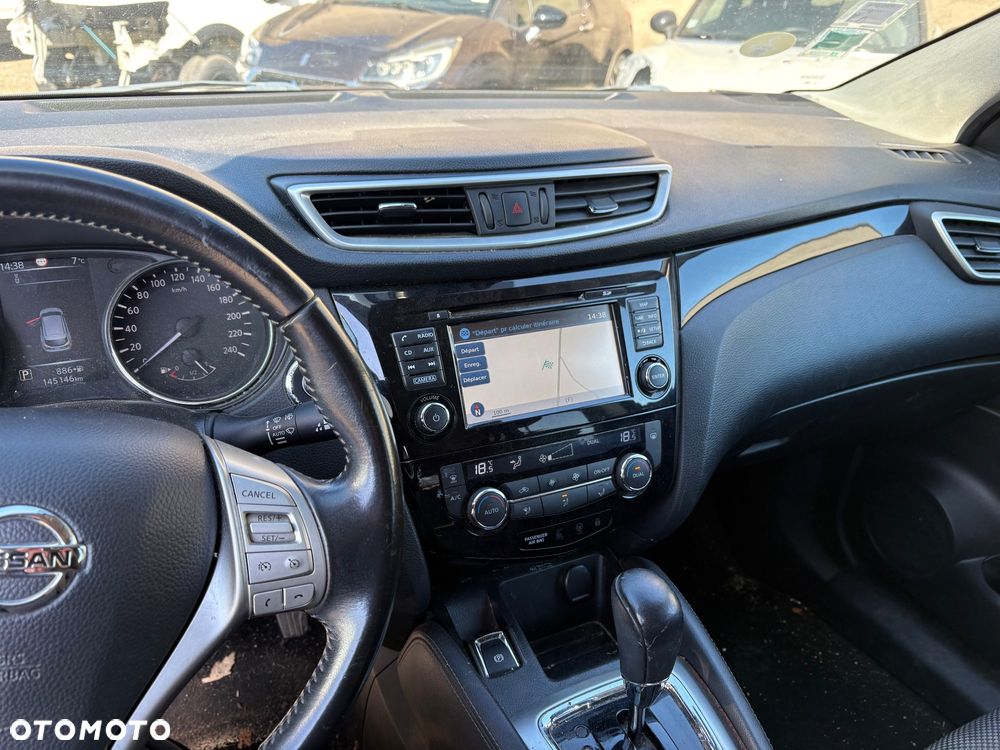 Nissan Qashqai 1.6 DCi Xtronic TEKNA - 12