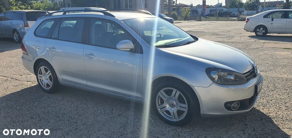 Volkswagen Golf 1.6 TDI BlueMot Trendline DSG - 23