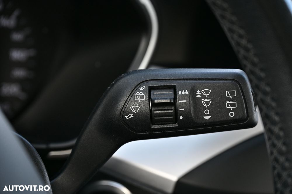 Ford Focus 1.5 EcoBlue Start-Stopp-System Aut. COOL&CONNECT DESIGN - 30