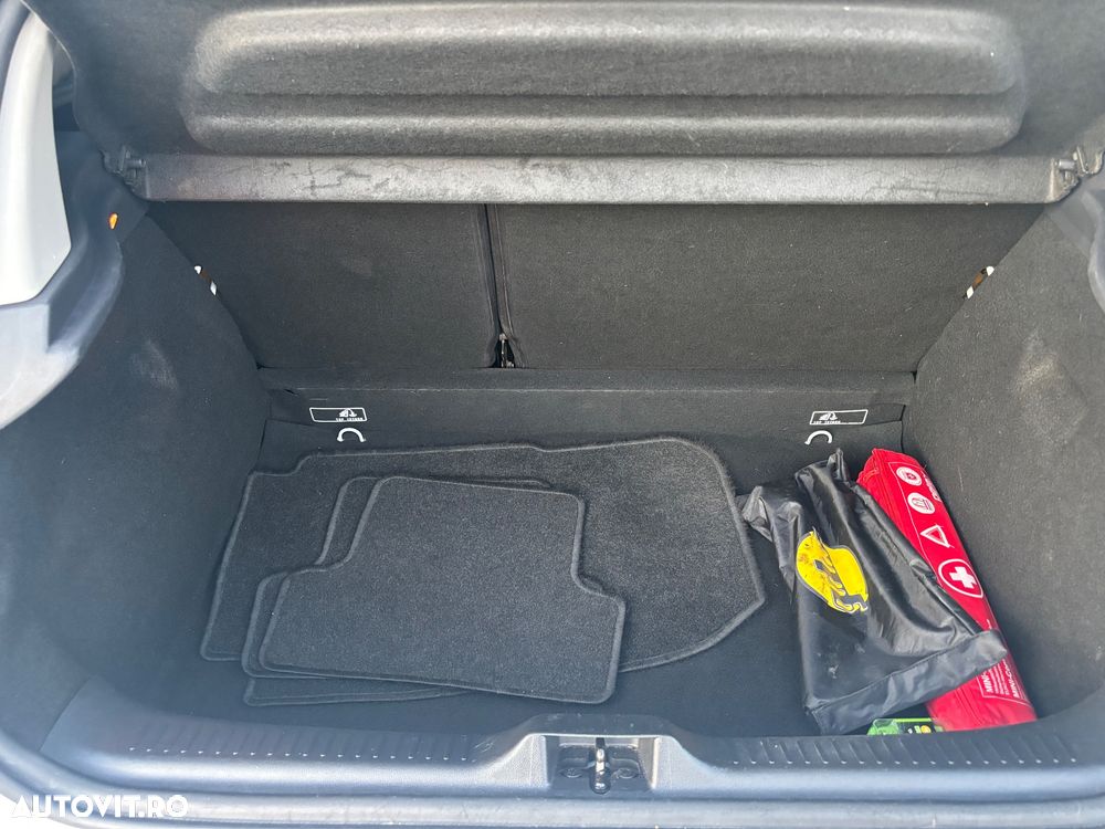 Renault Clio - 10
