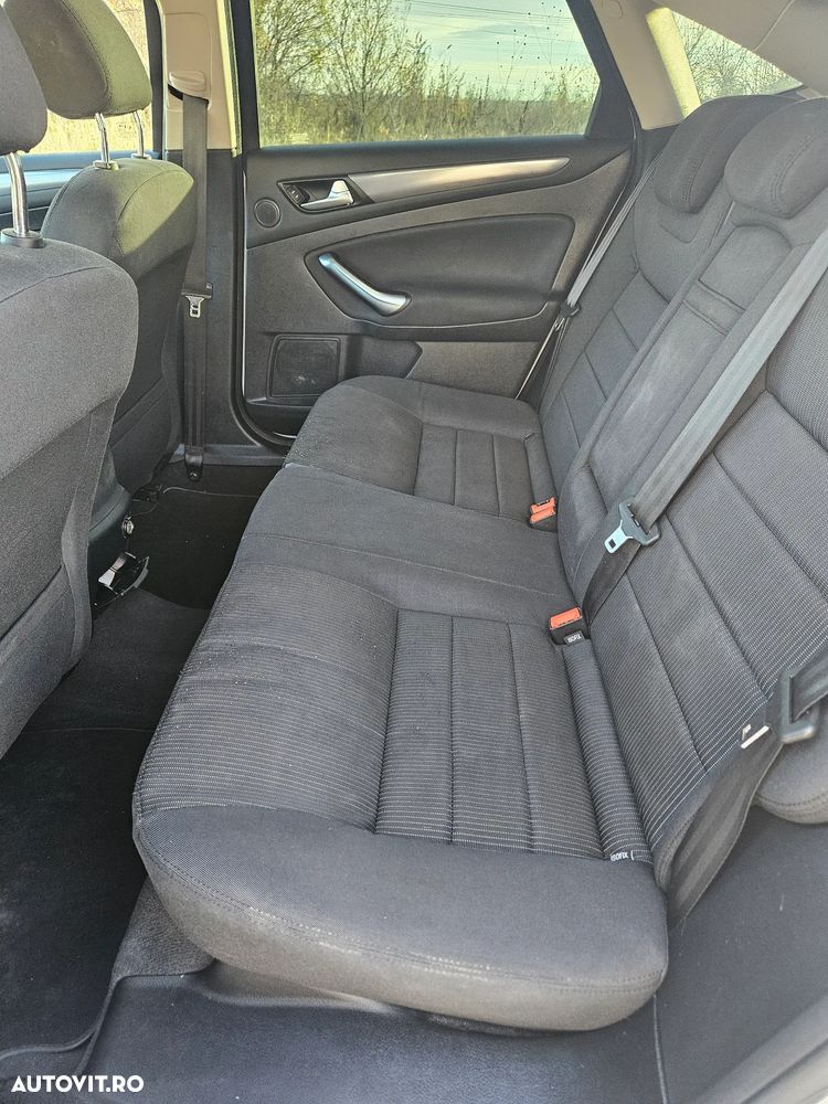 Ford Mondeo 2.0 TDCI PowerShift Business Class - 11