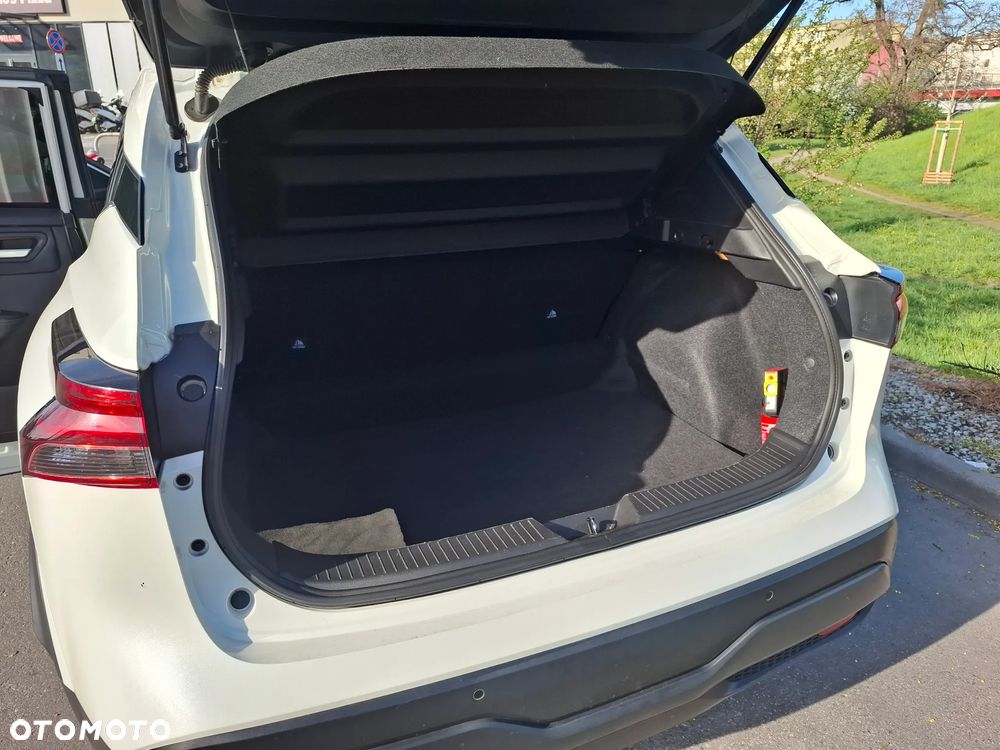 Nissan Qashqai 1.3 DIG-T MHEV Acenta Xtronic - 5