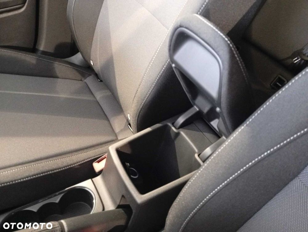 Skoda Fabia 1.0 Drive - 17