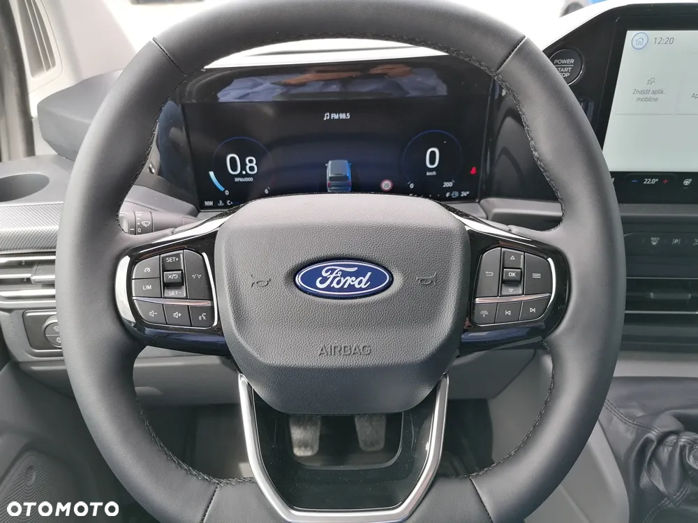 Ford CUSTOM - 27
