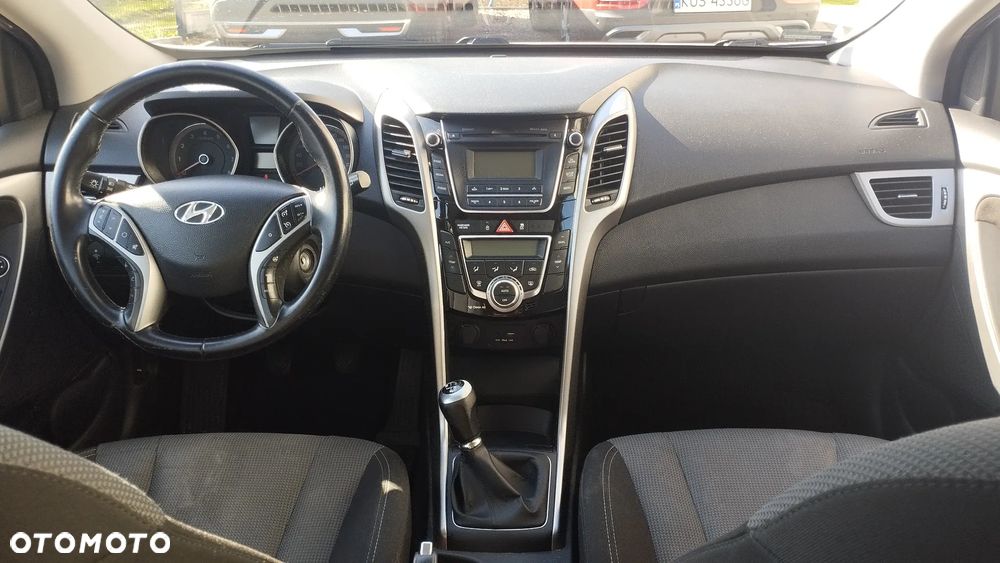 Hyundai i30 1.6 GDI Comfort - 10