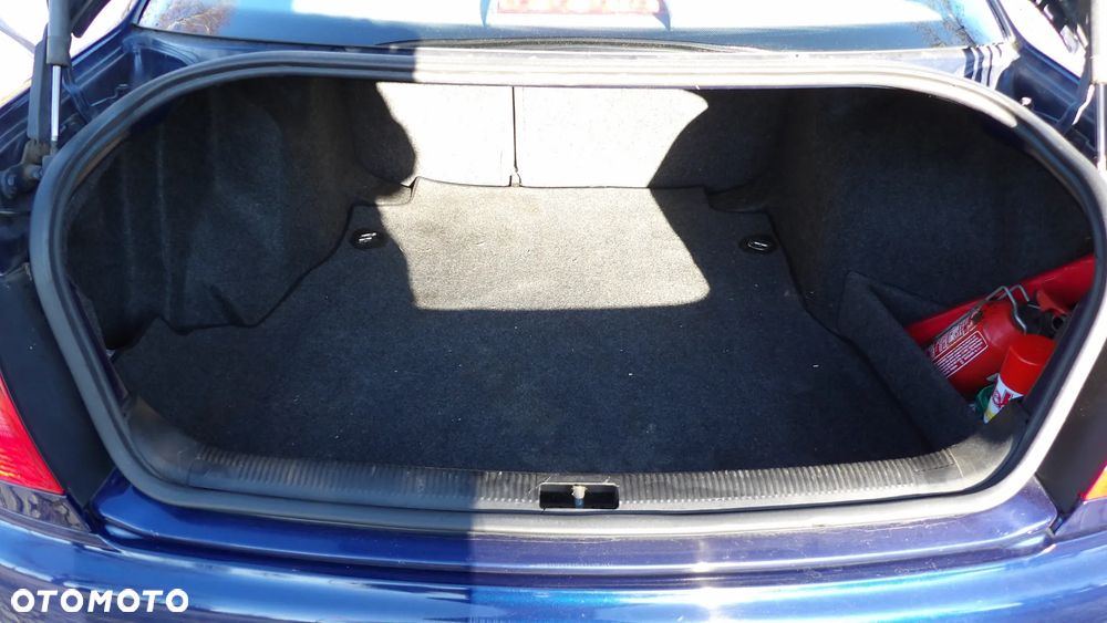 Audi A4 Limousine - 14