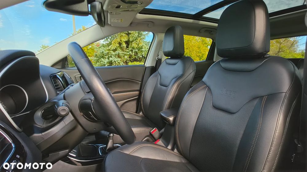 Jeep Compass 1.4 MultiAir Limited - 32