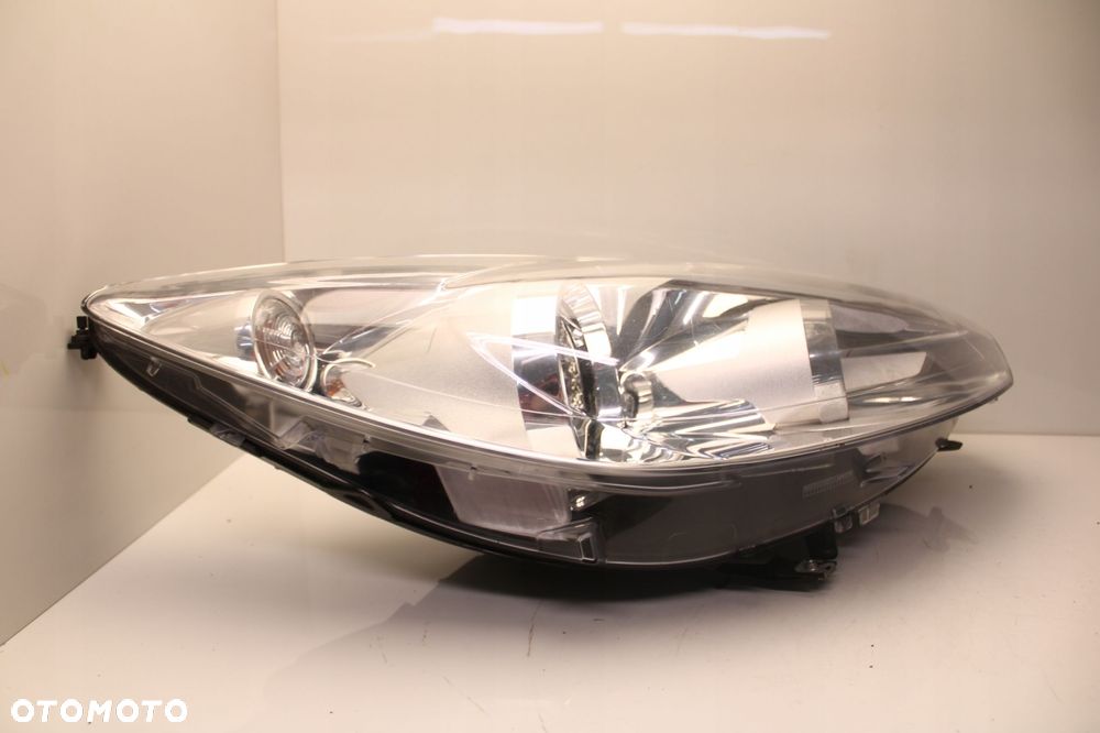 PEUGEOT 308 I T7 LIFT 11R- REFLEKTOR PRAWY LAMPA PRAWA PRZEDNIA PRZÓD - 3