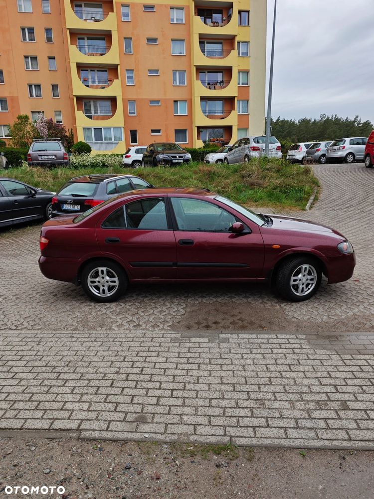 Nissan Almera - 9