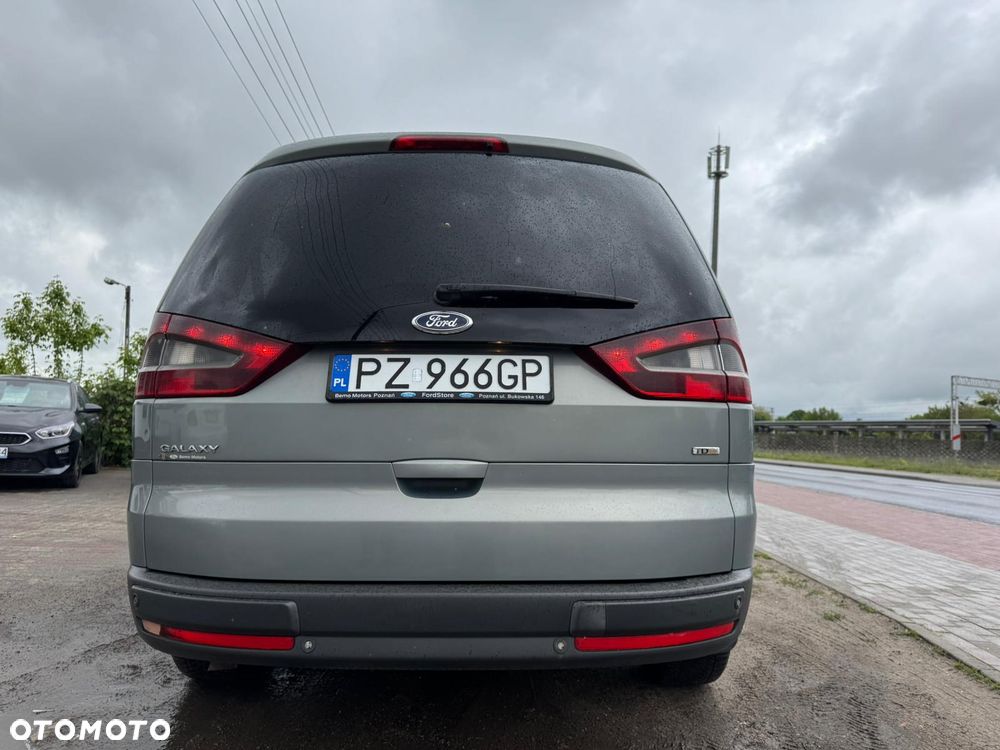 Ford Galaxy 2.0 TDCi Titanium - 8
