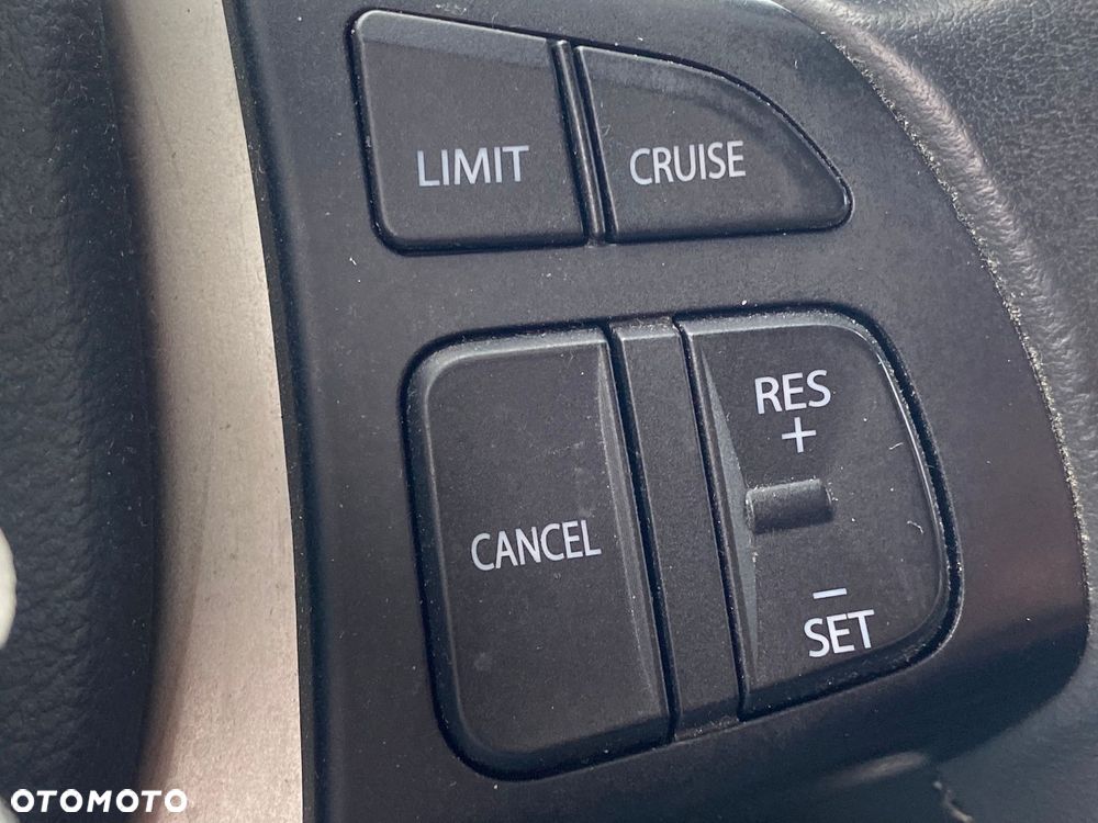 Suzuki Vitara 1.0 Boosterjet Premium 2WD - 22