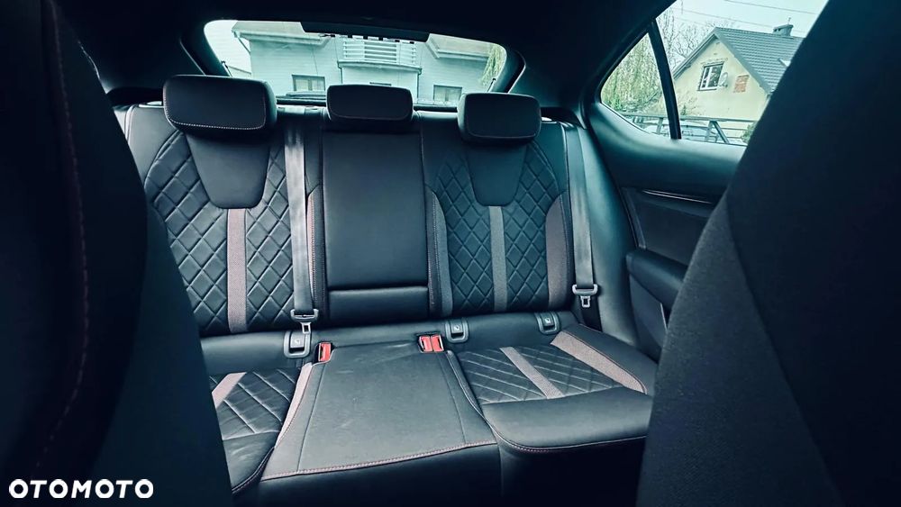 Skoda Octavia 2.0 TSI RS 245 DSG - 21