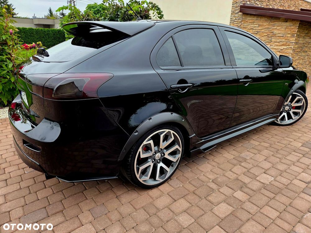Mitsubishi Lancer - 14