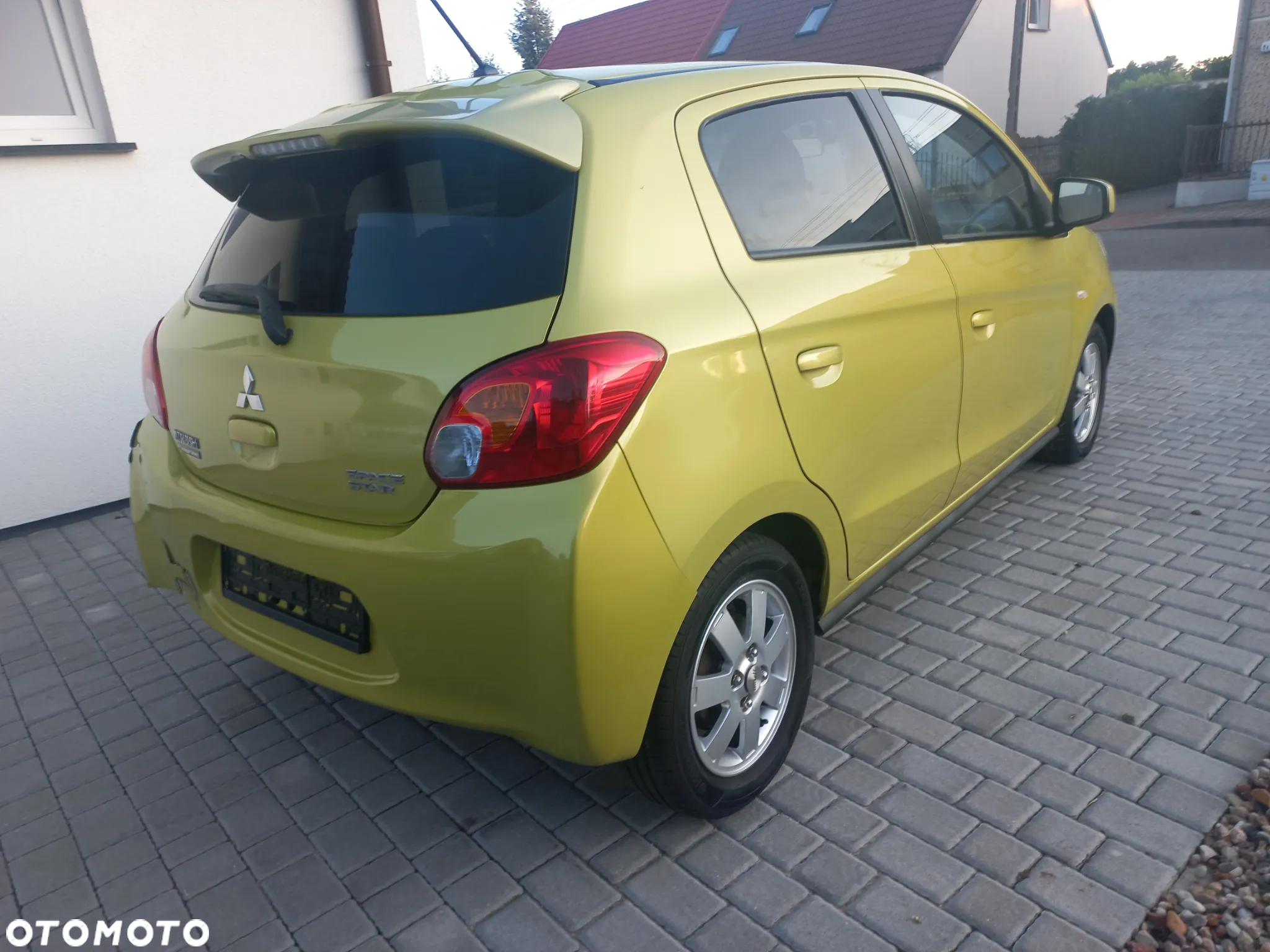 Mitsubishi Space Star 1.2 Clear Tec Color - 9