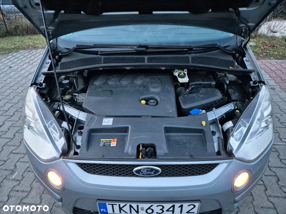 Ford S-Max 2.0 TDCi DPF Titanium - 18