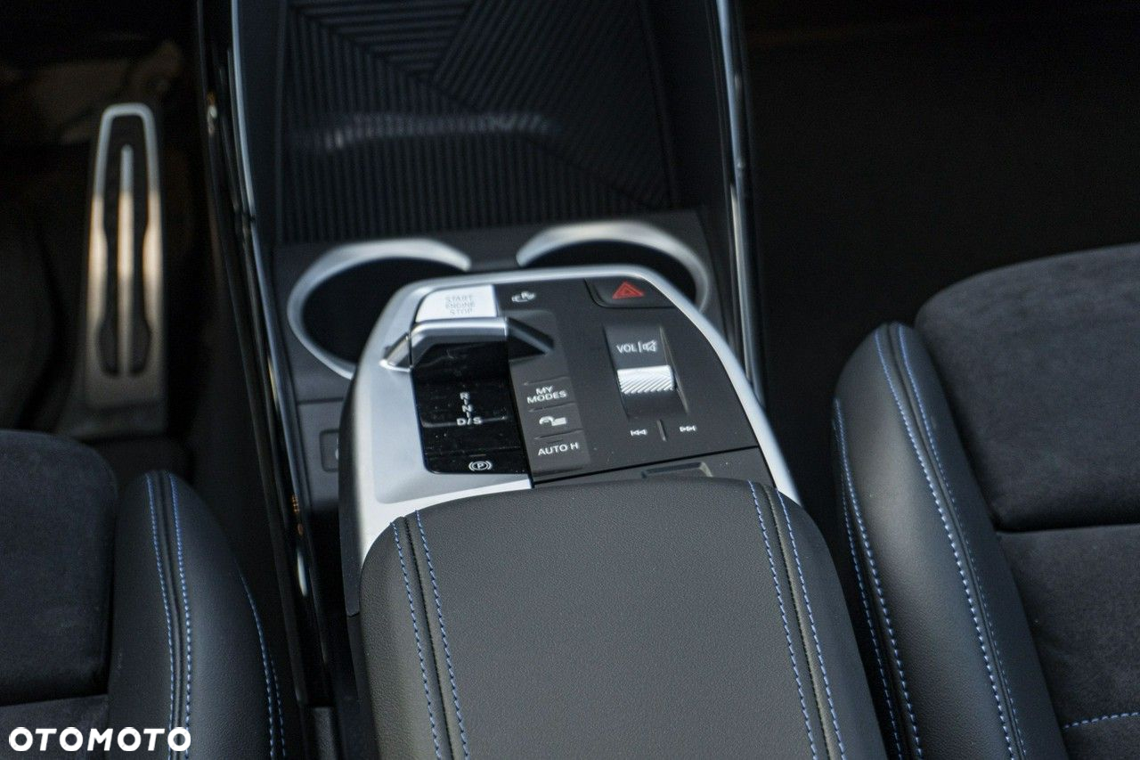 BMW X1 sDrive18i - 15