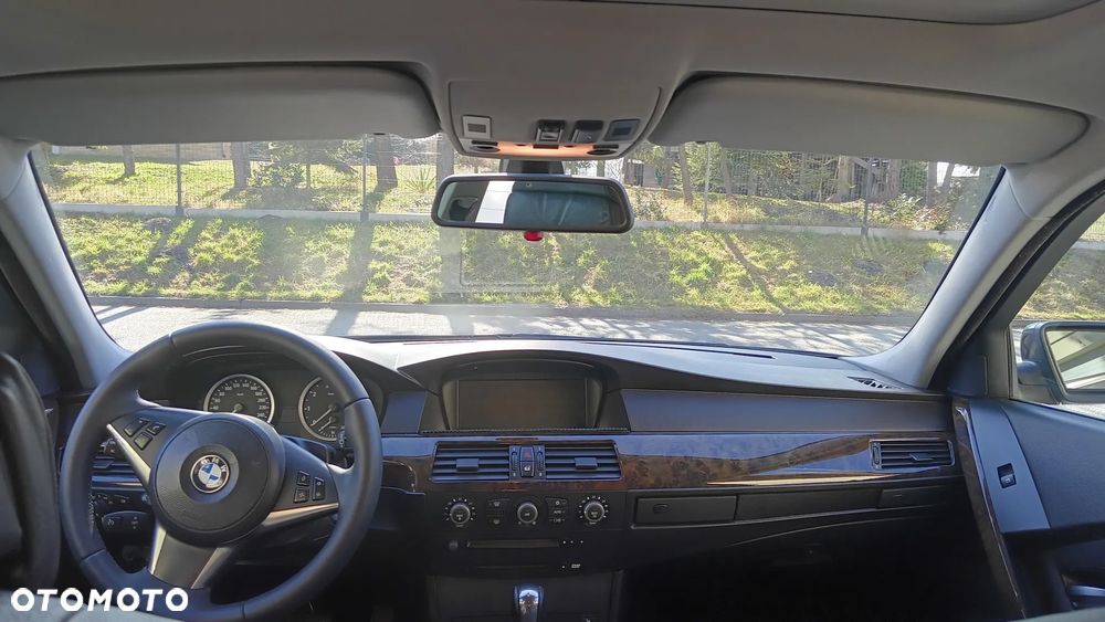 BMW Seria 5 - 14