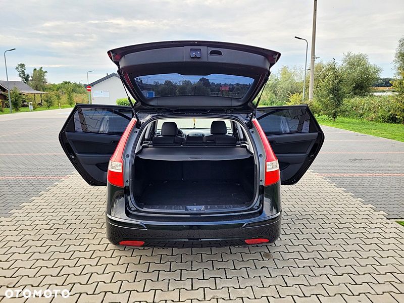 Hyundai i30 i30cw 1.6 CRDi Edition Plus - 16