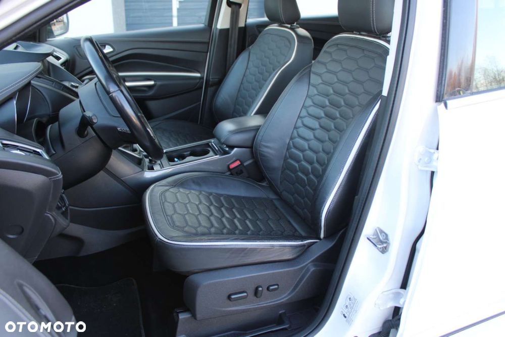 Ford Kuga 1.5 EcoBoost 2x4 Vignale - 23