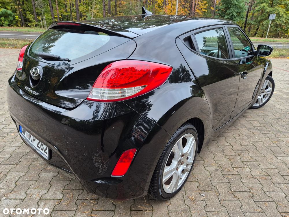 Hyundai Veloster 1.6 GDI Style - 16
