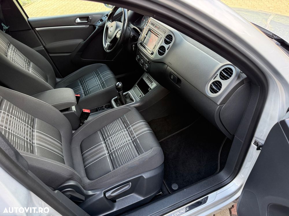Volkswagen Tiguan 2.0 TDI SCR BlueMotion Technology Lounge Sport & Style - 6