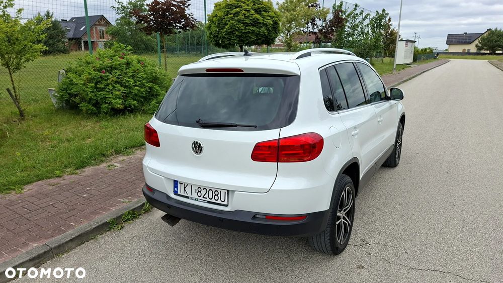 Volkswagen Tiguan 2.0 TDI SCR 4MOTION BlueMotion Technology DSG Lounge Sport & Style - 18