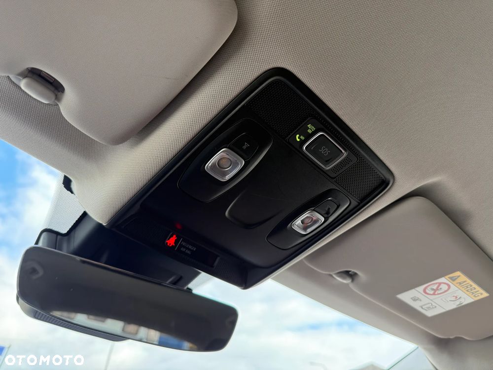 Renault Captur 1.3 TCe Intens EDC - 24