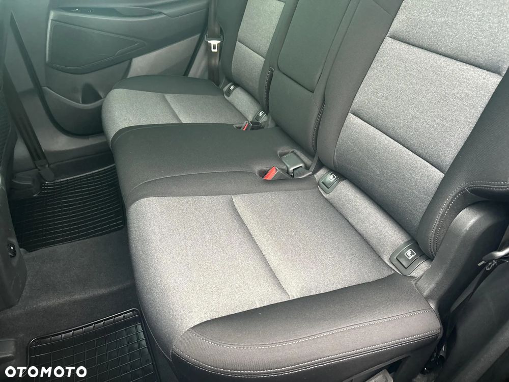Hyundai Tucson - 13