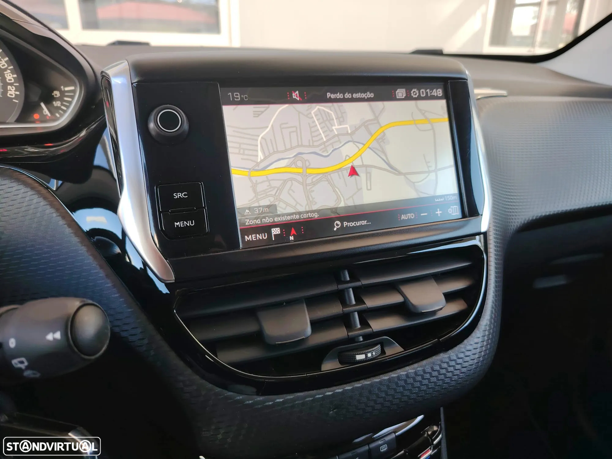 Peugeot 208 1.2 PureTech GT Line - 18