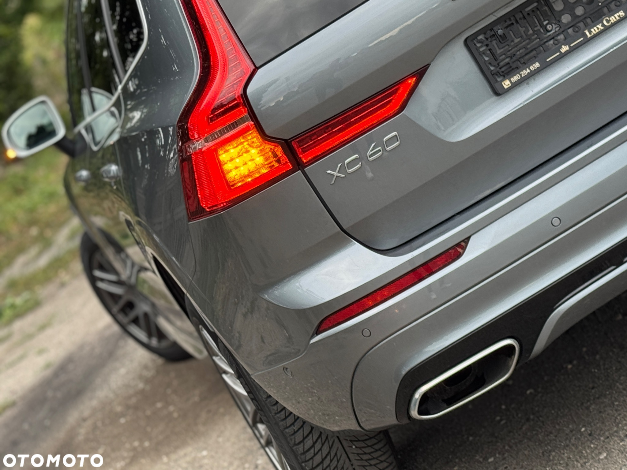 Volvo XC 60 D5 AWD R-Design - 11