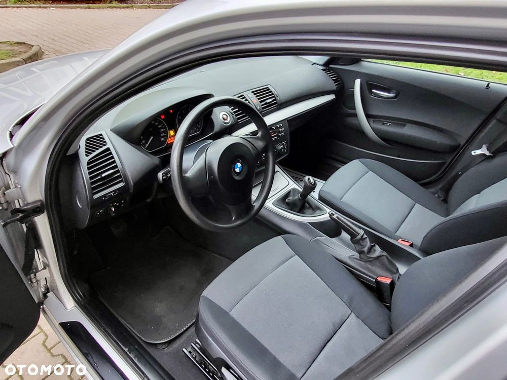 BMW Seria 1 - 13