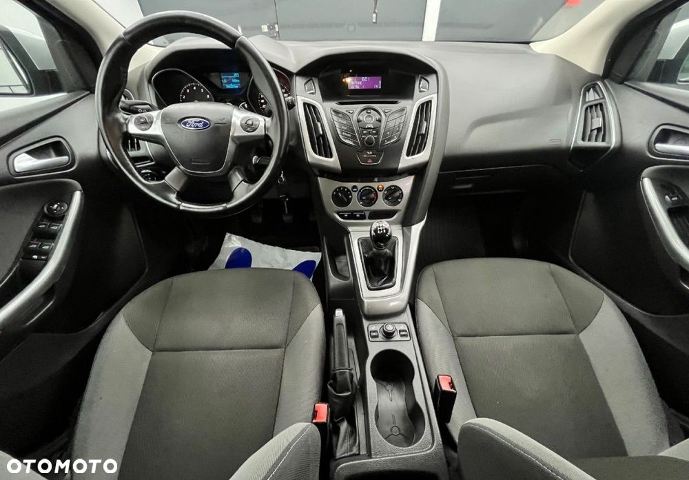 Ford Focus - 20