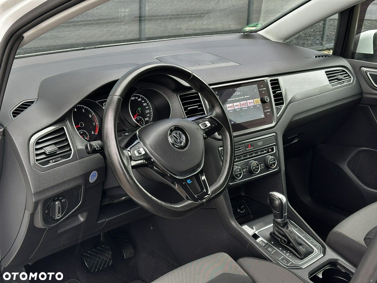 Volkswagen Golf Sportsvan - 11