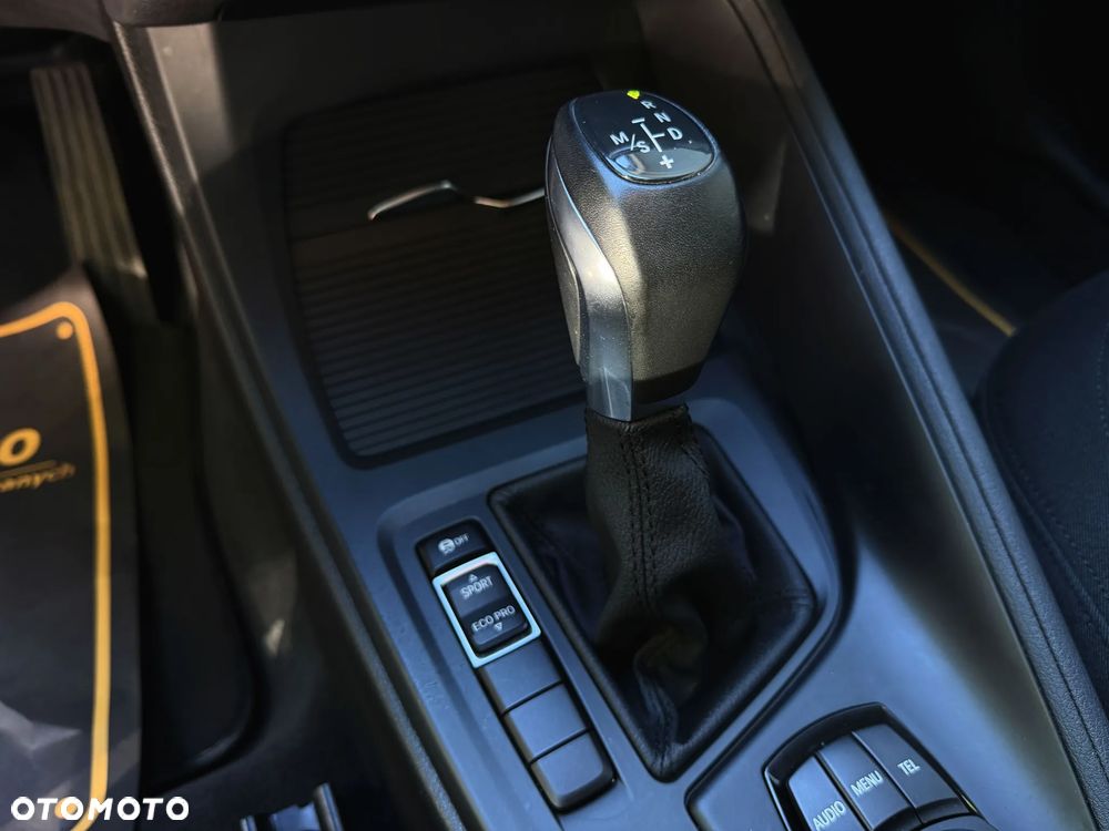 BMW X1 sDrive18d - 26